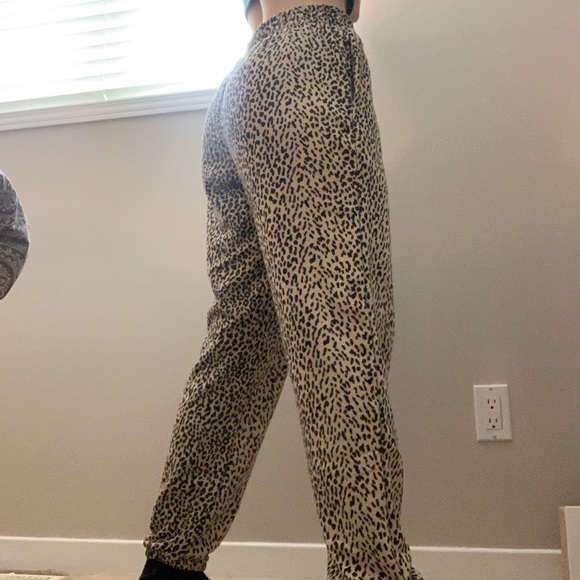 Adika Cheetah Sweat Pants 🐆 NEVER WORN - Picture 2 of 5